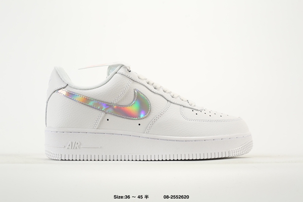 ナイキ靴正面デザイン